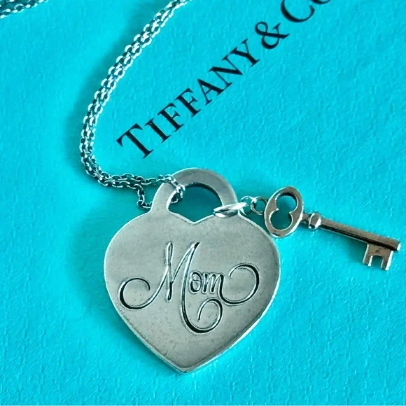 Tiffany Hearts® Mom Heart Key Pendant Silver & Rubedo® metal - Picture 6 of 6